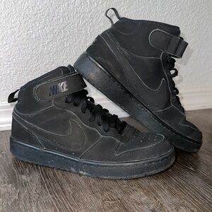 Nike Court Borough Mid 6.5Y